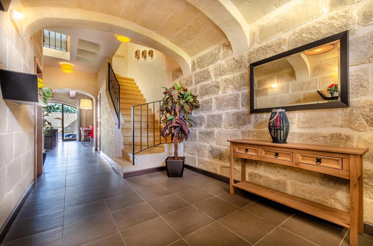 A Popular Pet Friendly Villa With A Pool, Gozo Xaghra Exterior photo
