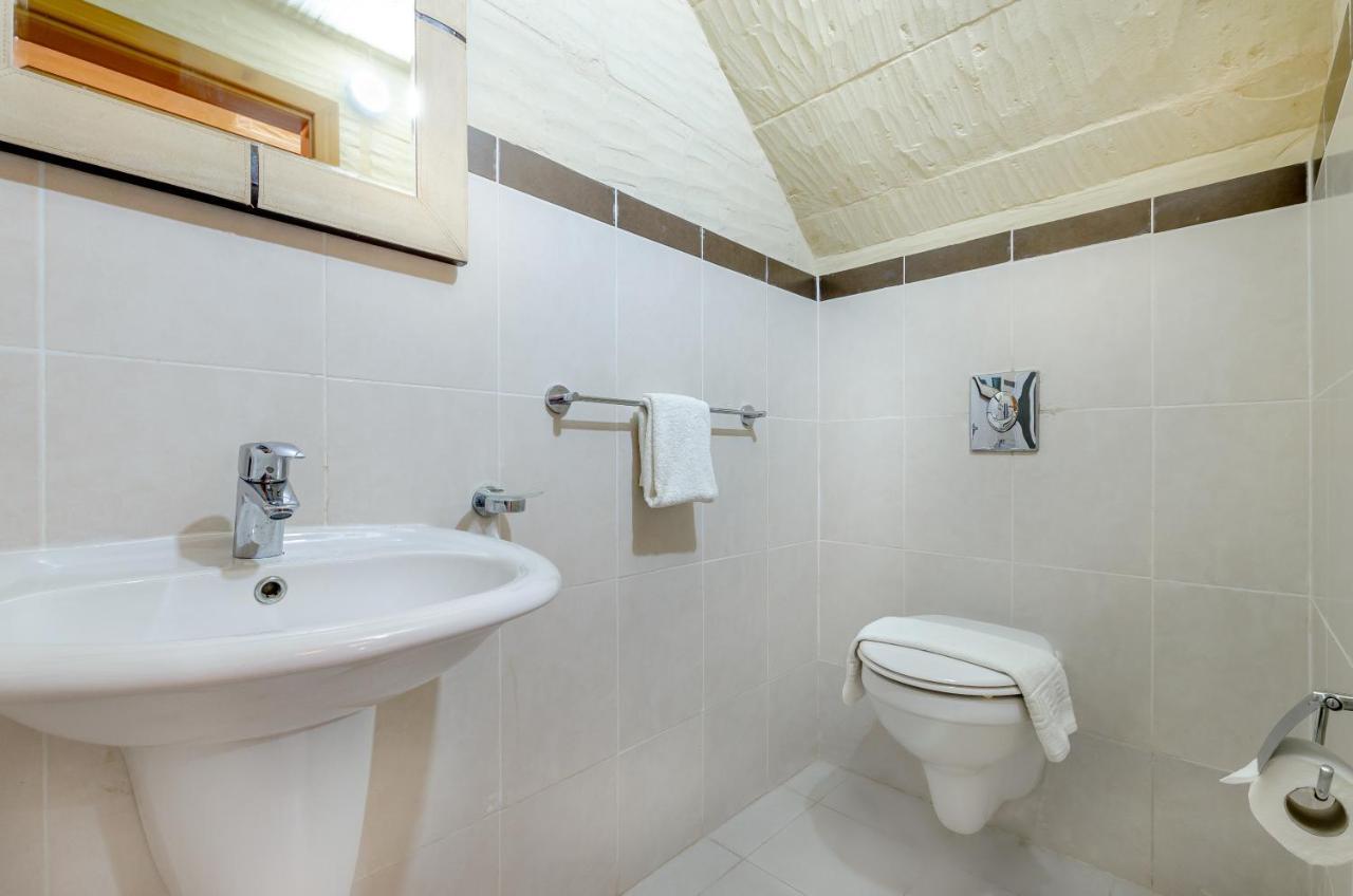 A Popular Pet Friendly Villa With A Pool, Gozo Xaghra Exterior photo